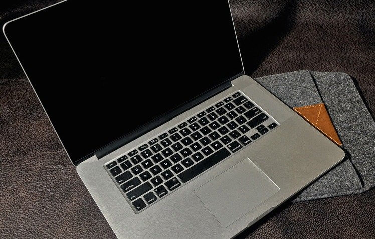 Wool computer Sleeve / Macbook Sleeve 13